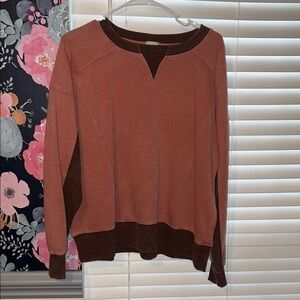 BKE Women's Rust and Brown Crew Neck Sweater
